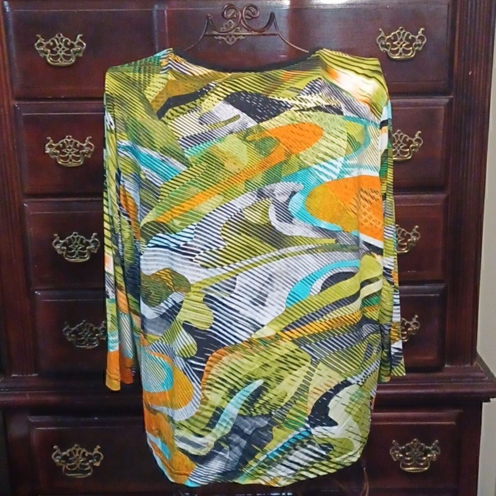 Top by N Touch - Picture 4 of 4